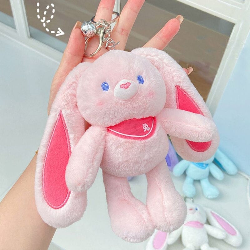 Poupée lapin en peluche